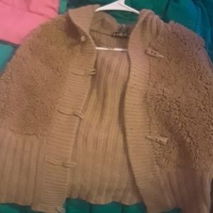 Fur coat with hoodie